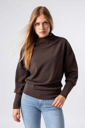 lelosi pull chicline tanja 1